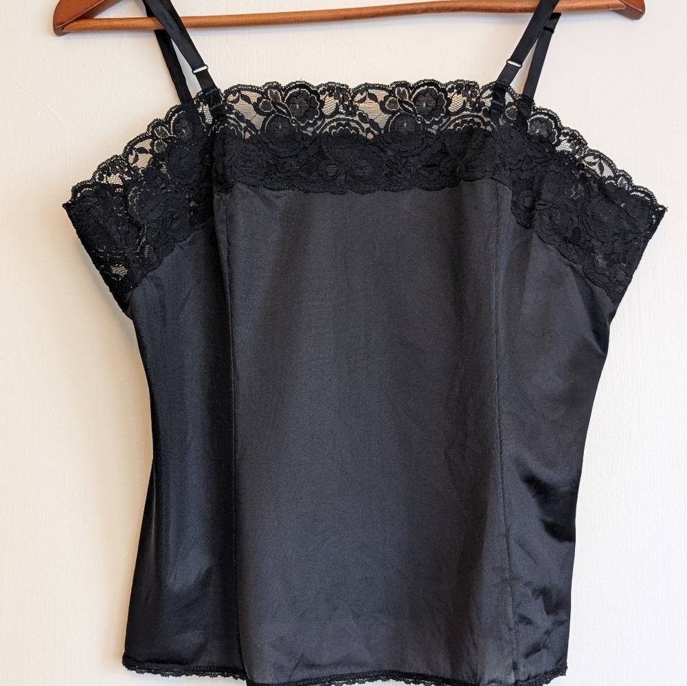 Reitmans Black Lace Cami - Picture 3 of 4